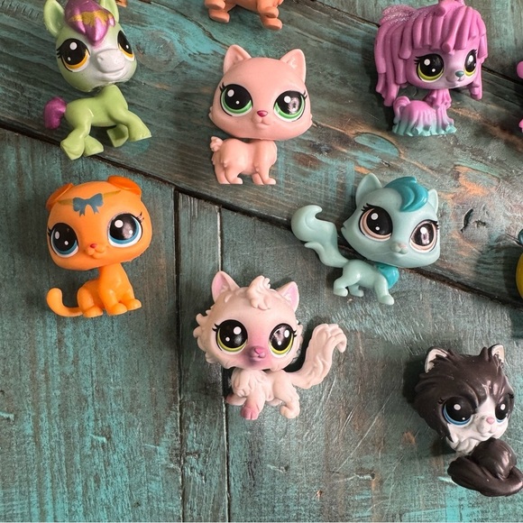 Littlest Pet Shop LPS Figures Toys Lot of 20 Figures - Picture 4 of 11